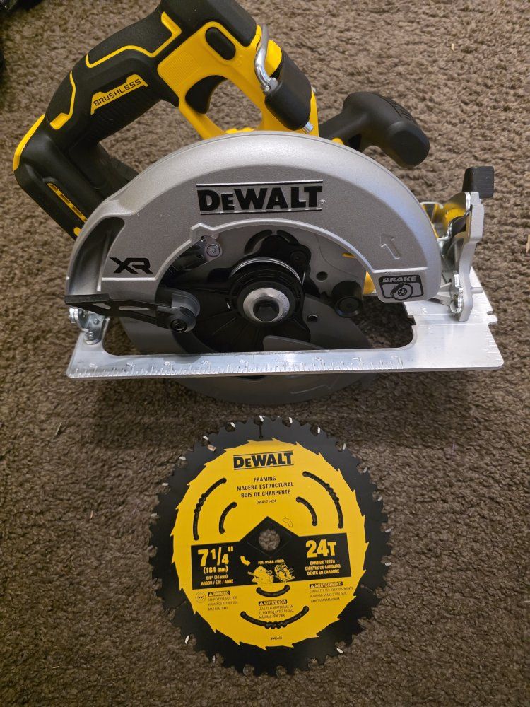 DEWALT 20V MAX XR Brushless 7-1/4 in. Circular Saw (Tool Only)