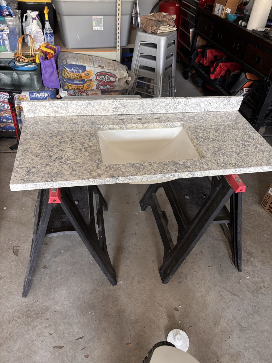 Everest 49 in Vanity Top