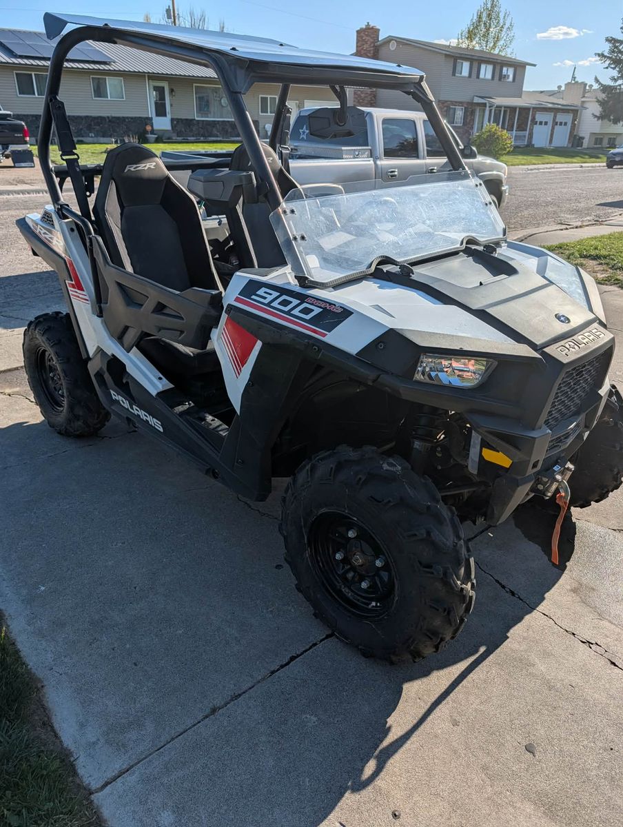 2016 Polaris rzr  900, only 1130 miles