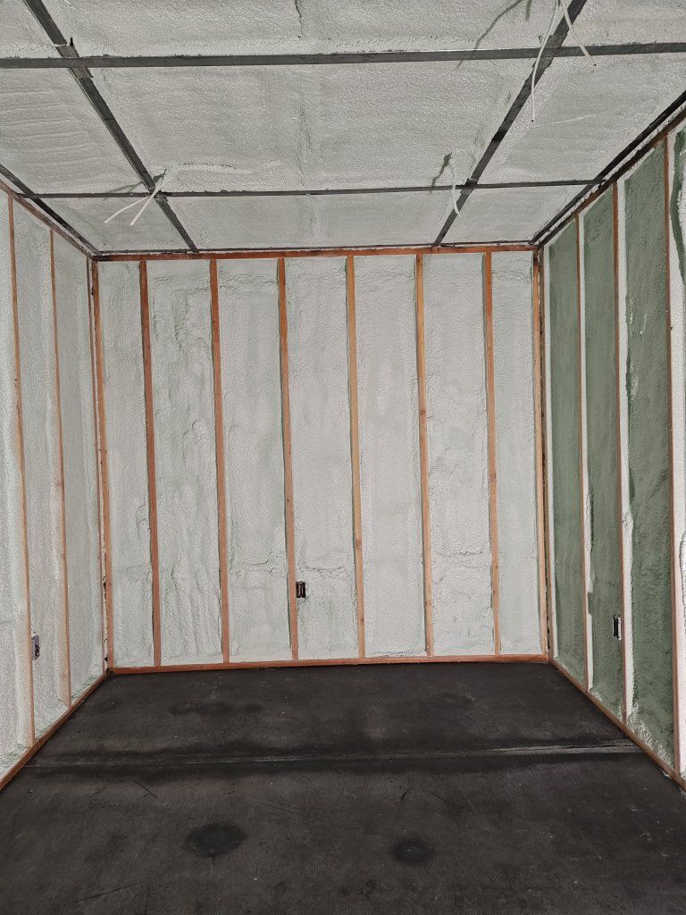Main image 7