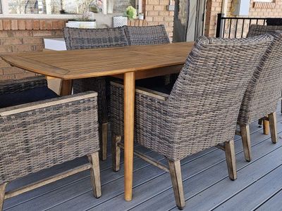 Patio Table with Chairs