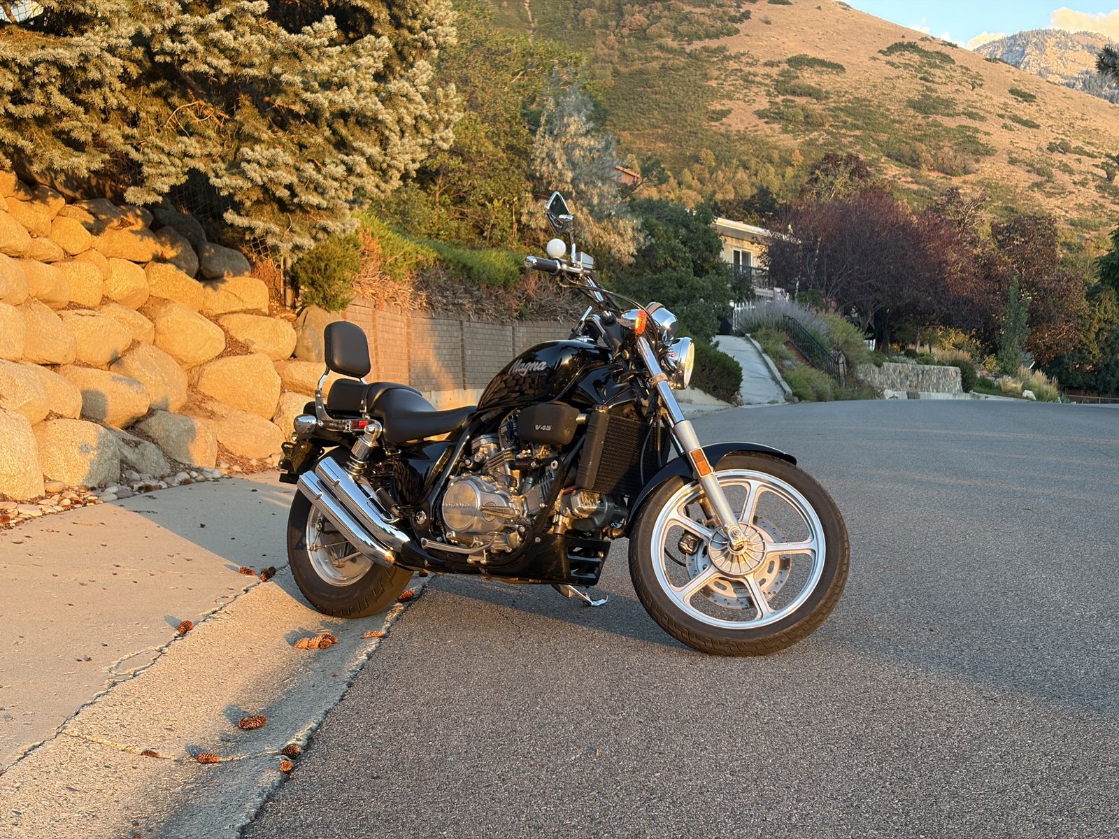 1988 Honda Magna V45 750