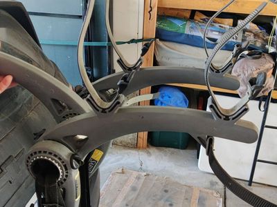 Saris Bones 2-Bike Trunk Mounted Bike Rack - Gray