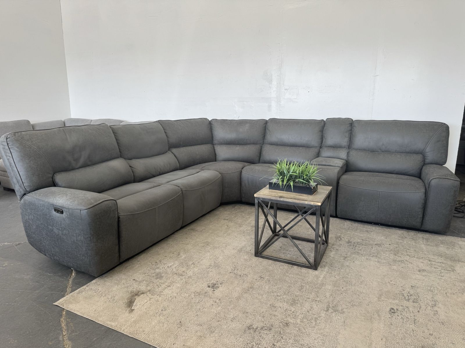 GRAY COSTCO FABRIC POWER RECLINER SECTIONAL SOFA COUCH