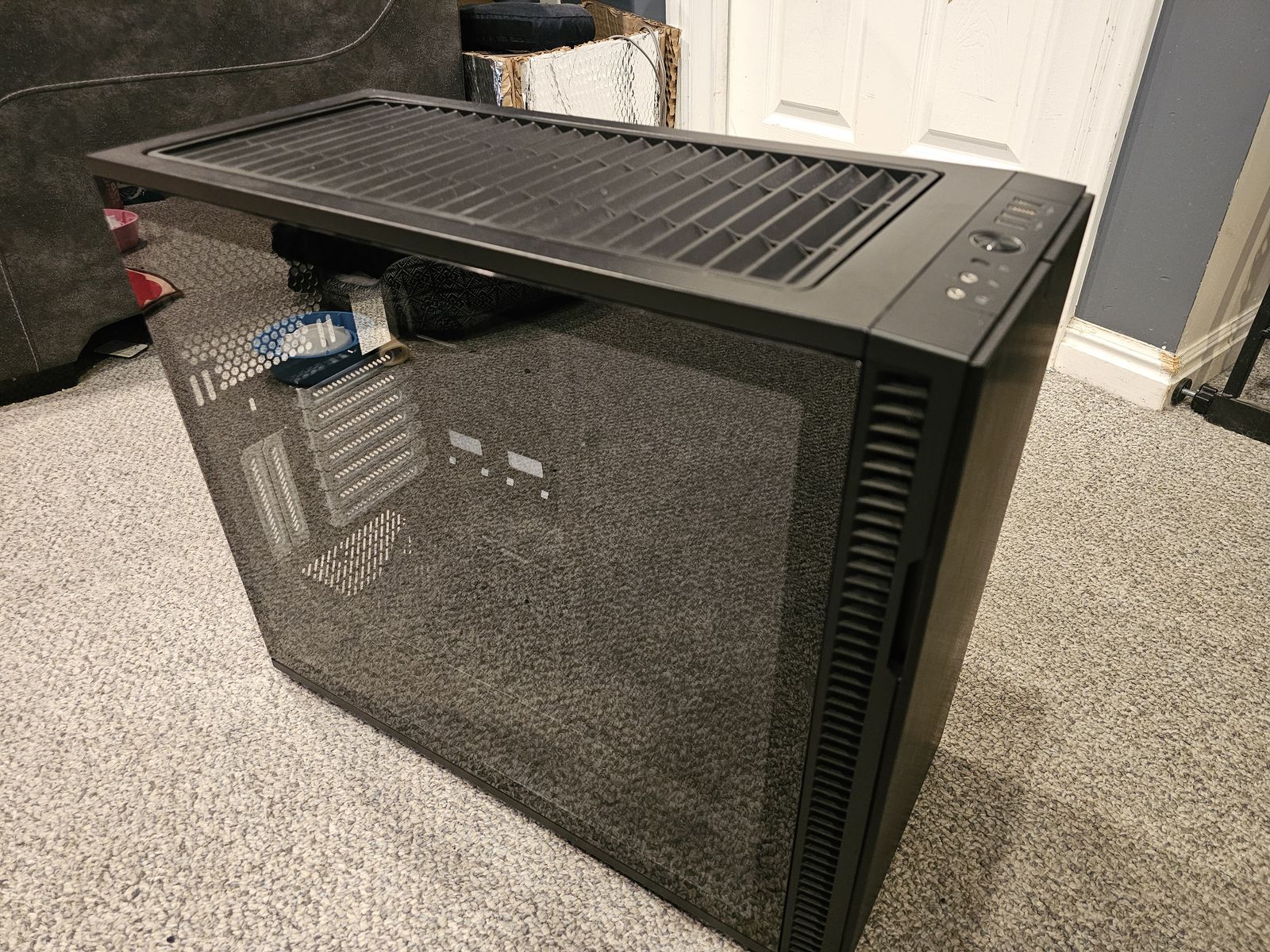 Fractal Define R6 Computer Case + Blu-ray drive