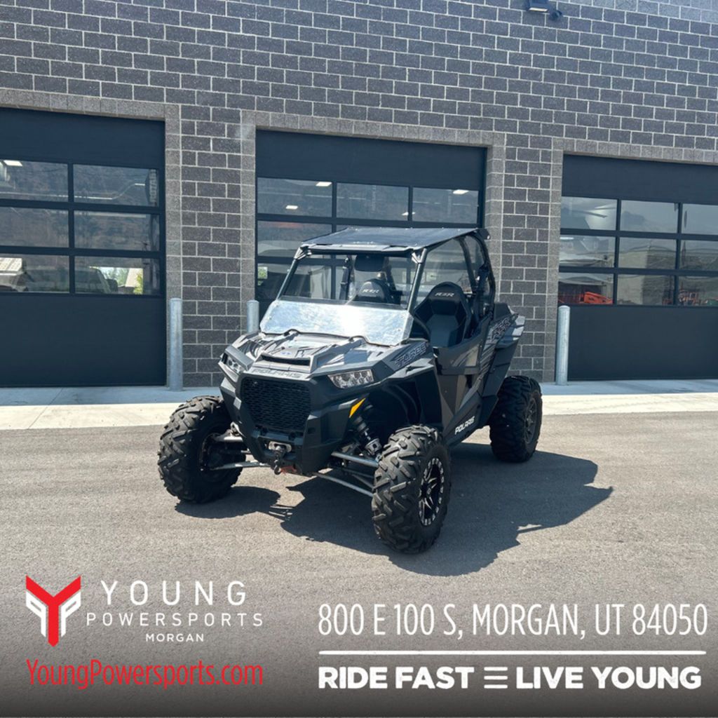 2017 Polaris® RZR XP® Turbo EPS Titanium Matte Metallic