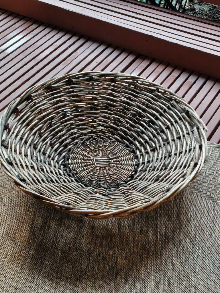 Large Vintage Handcrafted Woven Wicker Gathering Basket