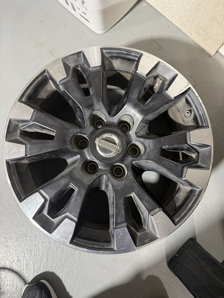 Nissan Titan 18x8 Wheel