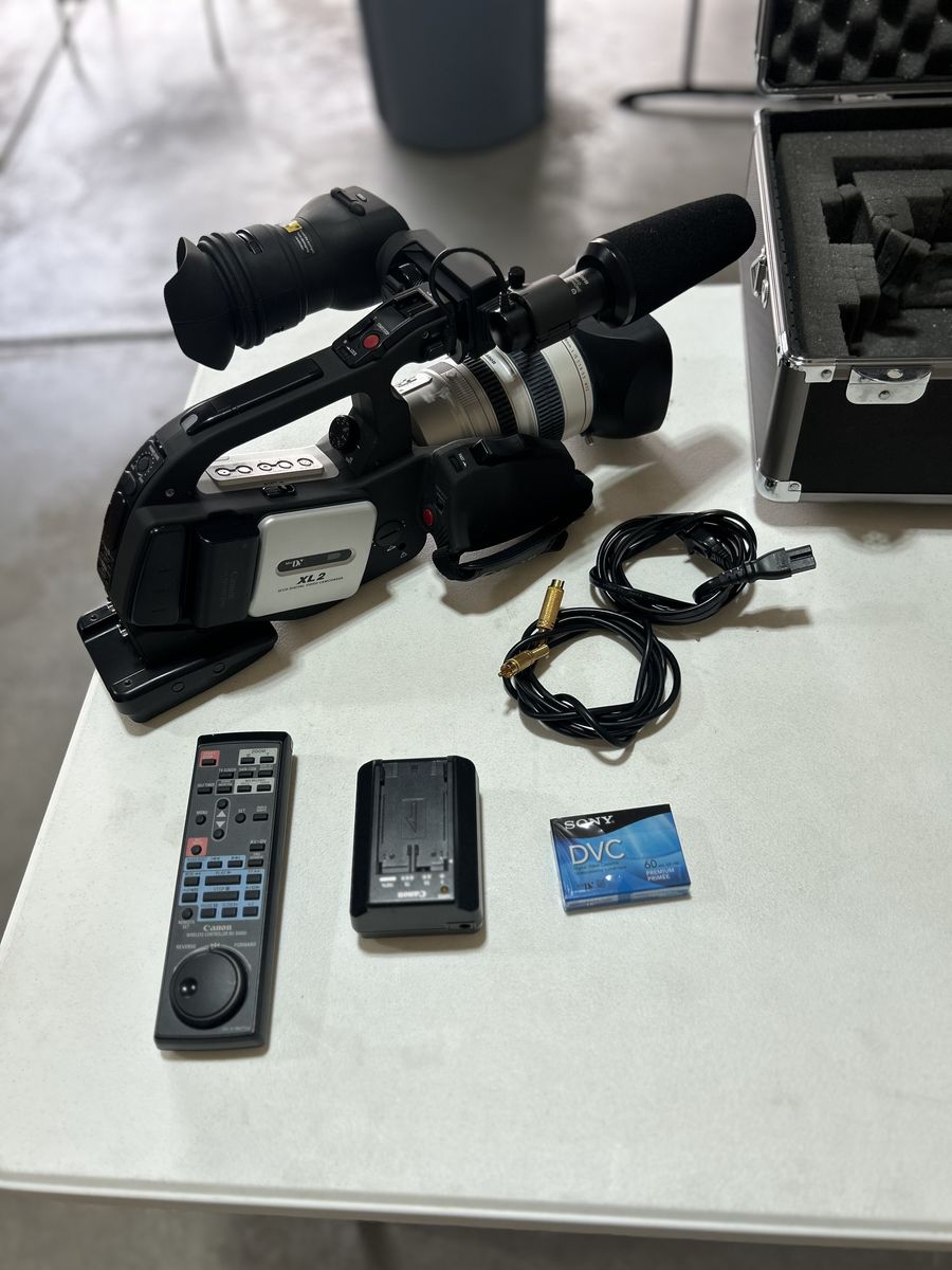 Canon XL2 3CCD Digital Camcorder