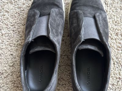 Vince Men's Grey Suede Slip-On Low Top Sneakers Size 10.5
