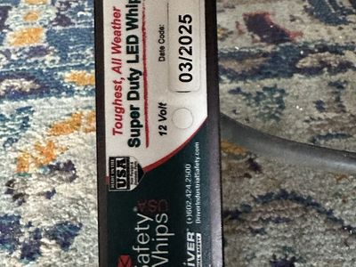 72" LED Whip light W/Flag Used