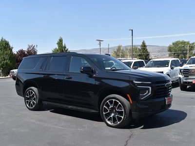 2025 Chevrolet Suburban RST