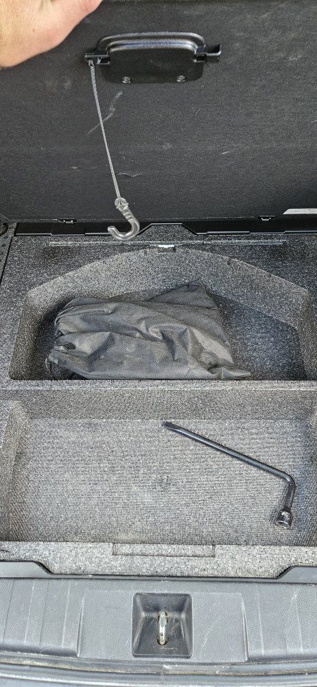 Main image 24