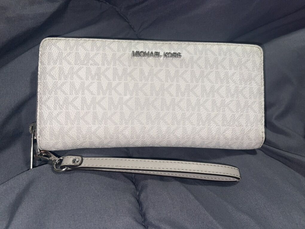 Michael Kors wallet