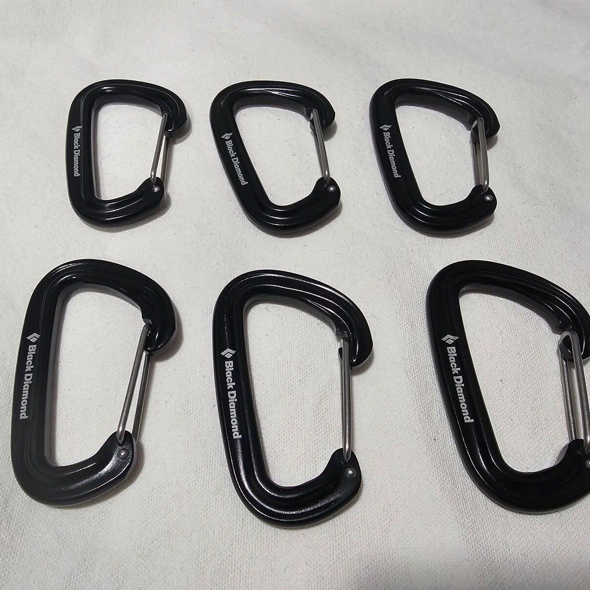 Black Diamond litewire carabiners, new