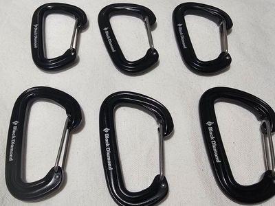 Black Diamond litewire carabiners, new