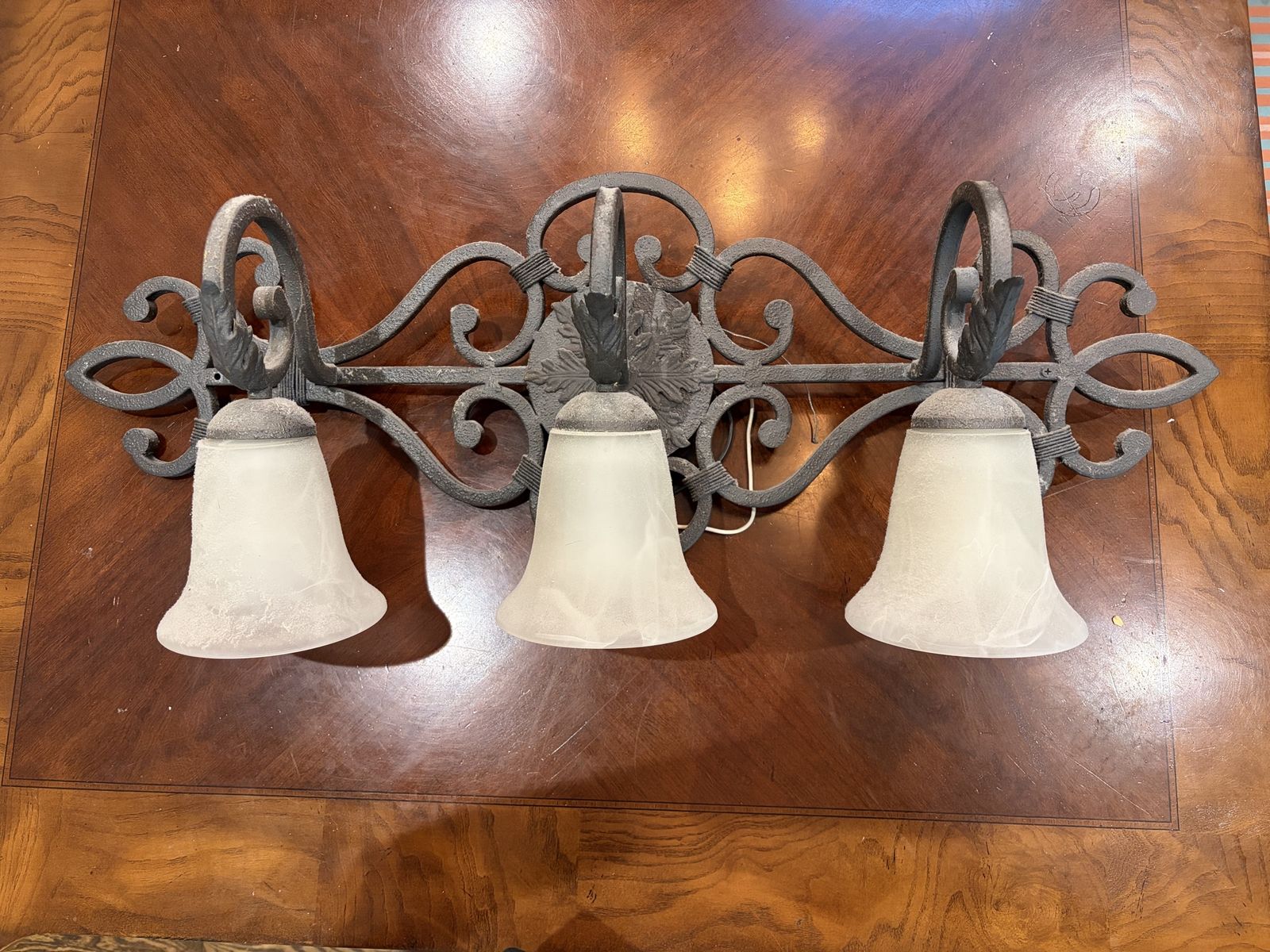 3-Light Vanity / Bathroom Wall Fixture – $30