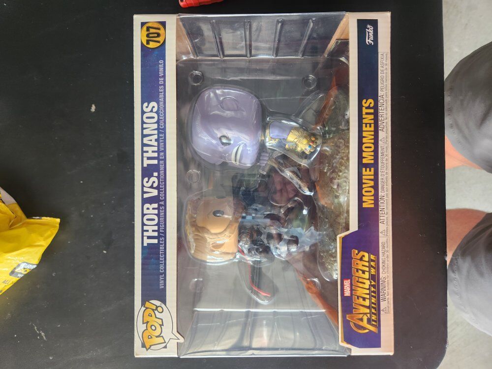 funko POP Thor vs thanos