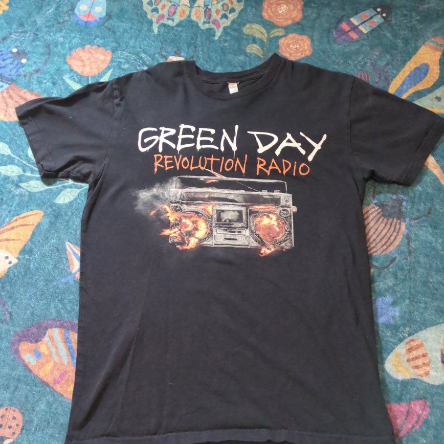 Green Day Revolution Radio Tour Tee