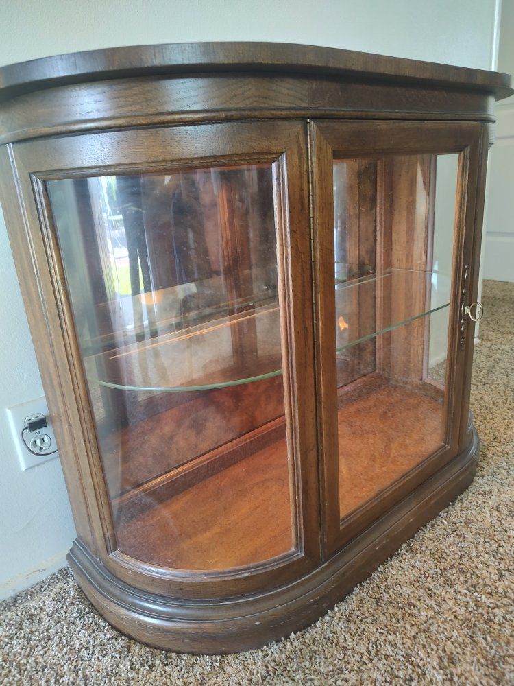Main image 3