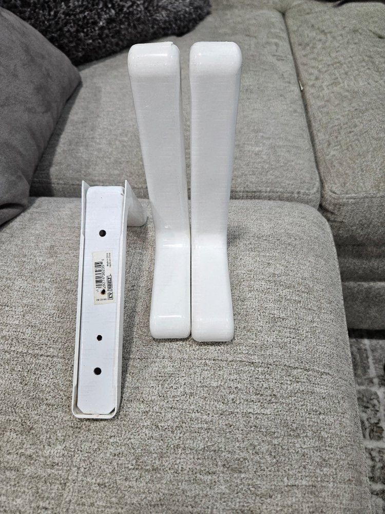 White Designer Shelf Bracket