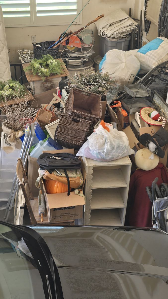 Moving/garage Sale