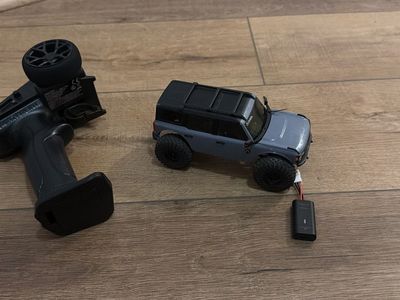 Axial scx30 bronco