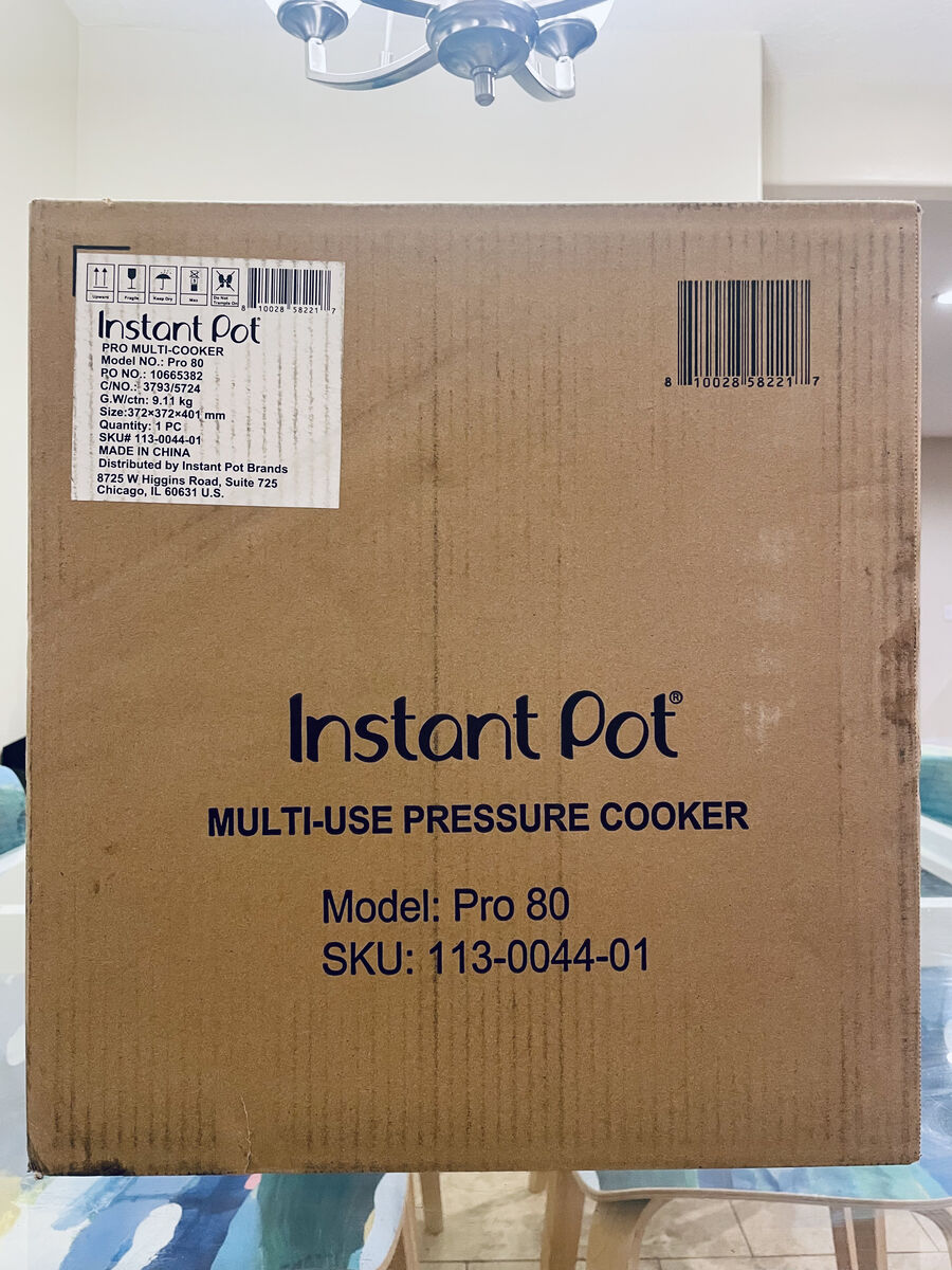 **BRAND NEW IN BOX** Instant Pot Pro (8 QT) 10-in-1 Pressure Cooker