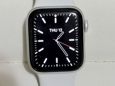 Apple Watch Series 4 Wifi + LTE Mint ! 40mm