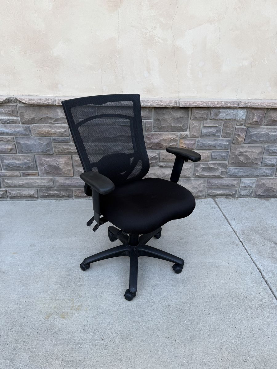 Alera Mesh Office Chair - Black (EX4114)
