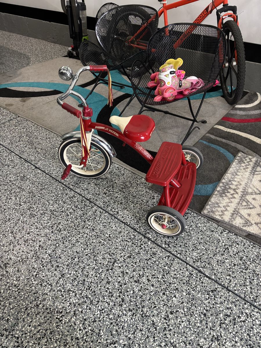 Radio flyer tricycle