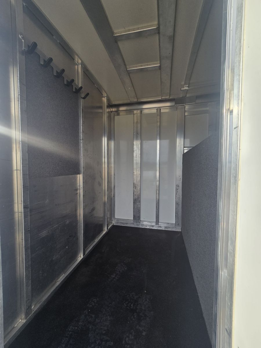 Main image 5