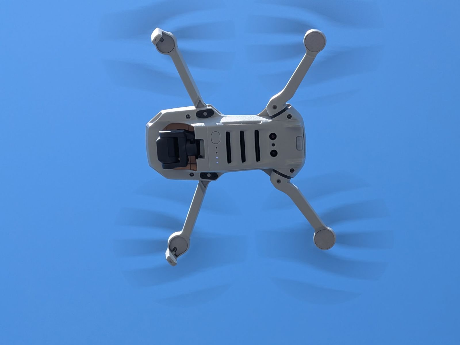 Main image 4