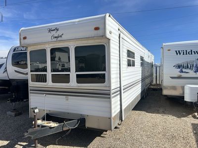 2004 Kountry Comfort travel trailer