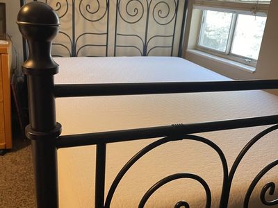 Full Bed With Mattress