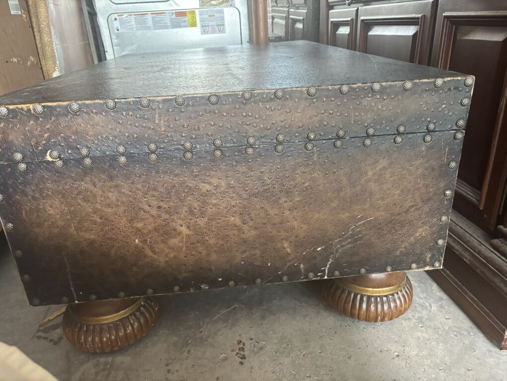 Storage Coffee Table / Ottoman