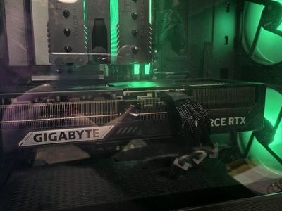 Nvidia RTX 5090 Gigabyte 32Gb Vram