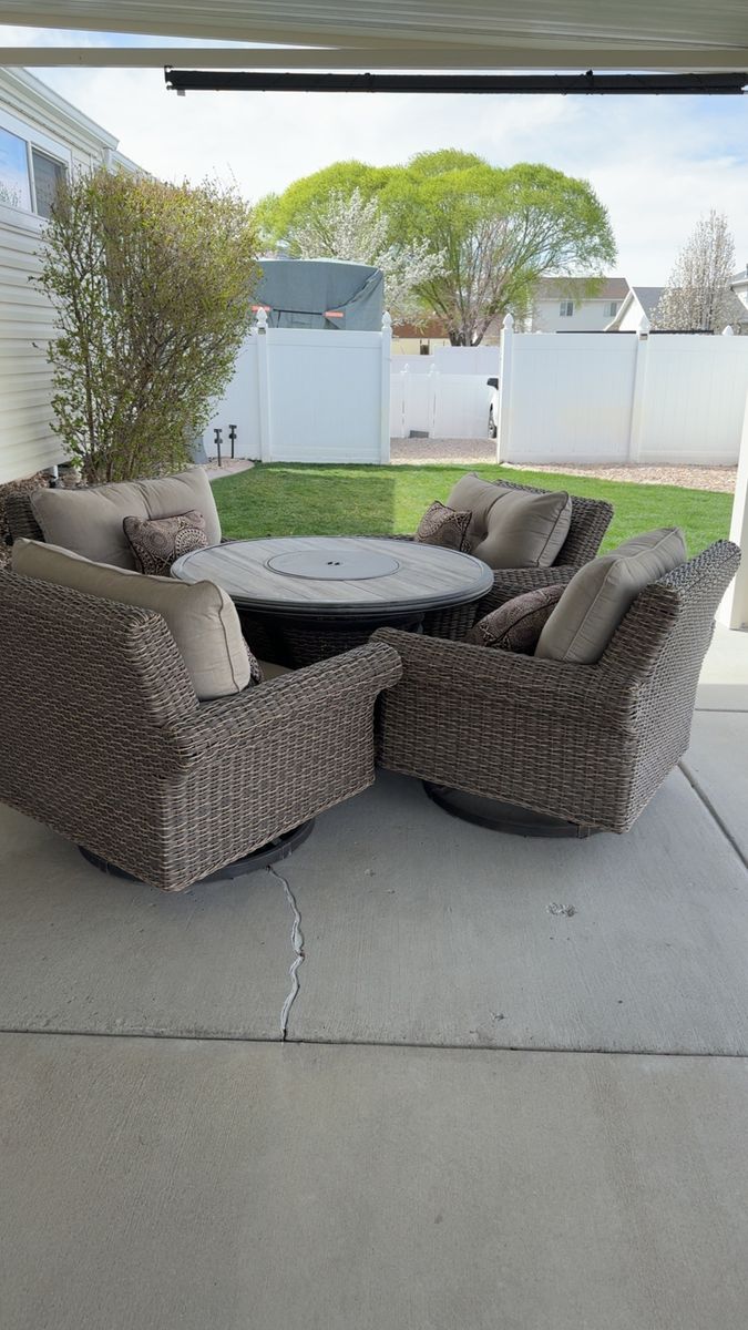 Firepit Table And Chairs