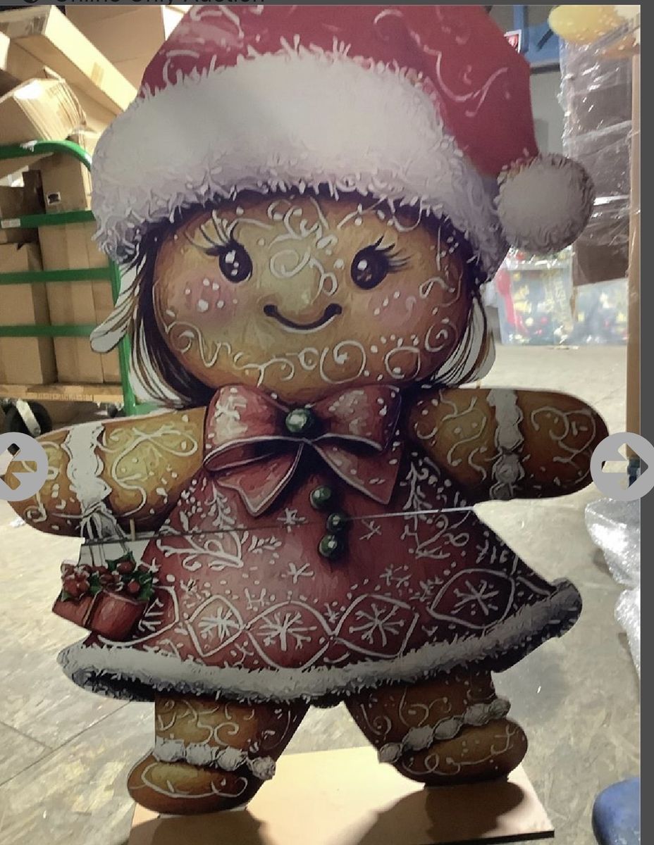 New. 3Piece Christmas Gingerbread Yard Decoration Holiday Outdoor Decor 35” tall