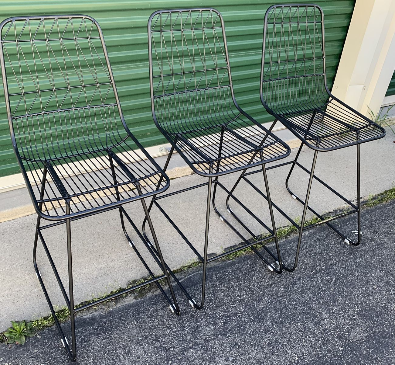 BEAUTIFUL BLACK IRON HIGH QUALITY BARSTOOLS