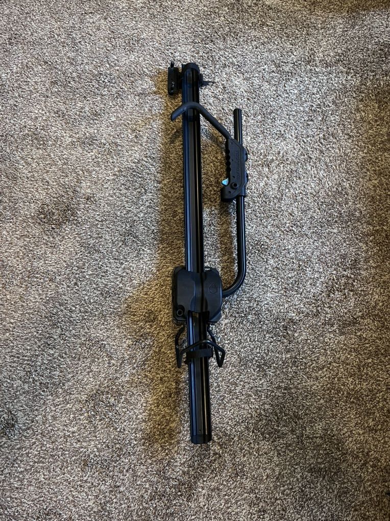 RockyMounts Tomahawk rooftop bike rack