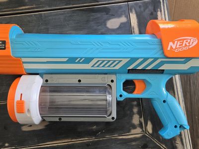 Nerd Dog Tennis Ball Launcher