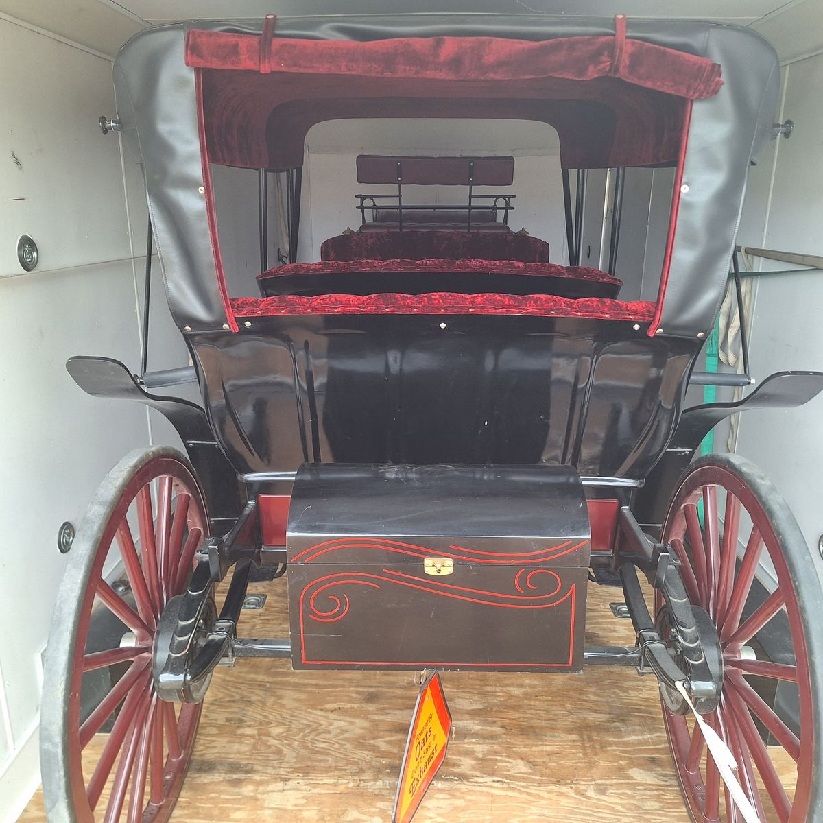 Vis A Vis  Limo wedding coach