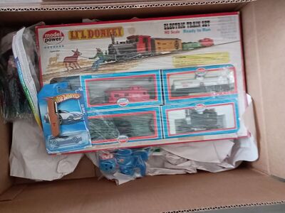 Free Scavenger Hunt June 6th. The Scavenger Hunt is Free and the Items in the Scavenger Hunt are also all free!