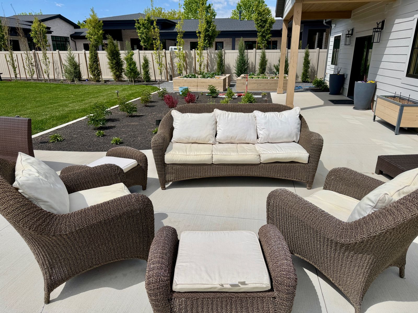 Heavy Duty Resin Wicker Patio Set