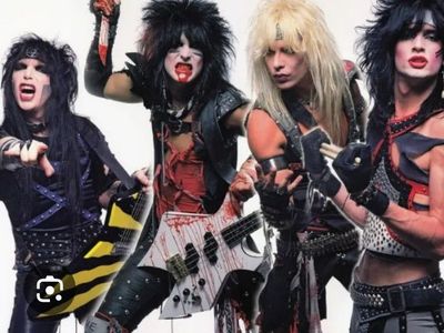 MOTLEY CRUE FRONT ROW CENTER STAGE