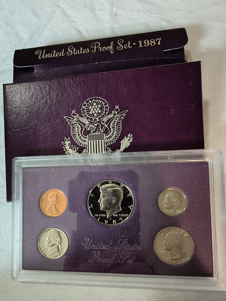 1987 United States Mint Proof Set - Original Packaging - 5 Coins