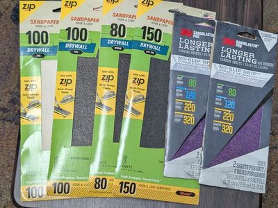 Marshalltown Hand Sander with Assorted Zip and 3M Sandpaper Sheets
