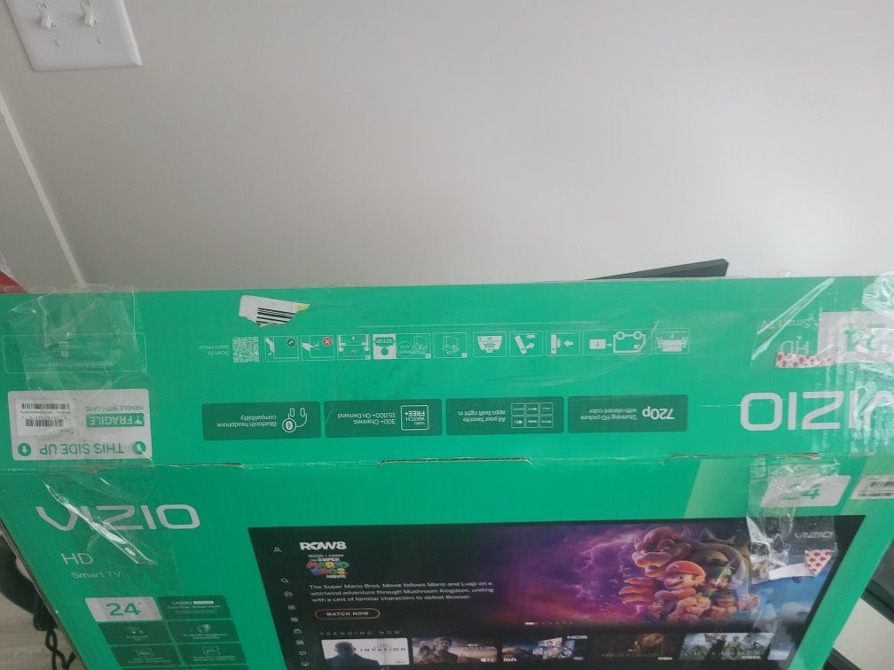 2025 Vizio 21 in TV Smart TV with remote