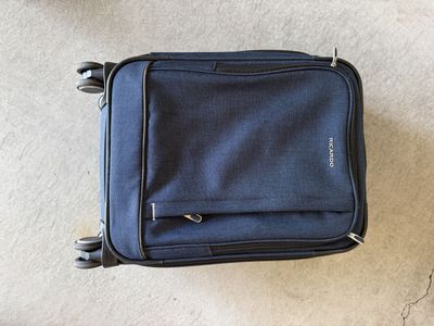 20" Travel Carryon Suitcase Expandable